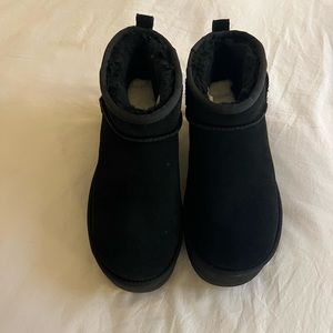 Black Ugg Ultra Mini Platform 8